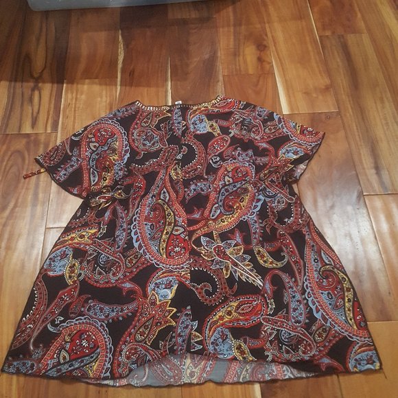 Women's Andrew and Charles Multi-colored Blouse Size S - Picture 2 of 6